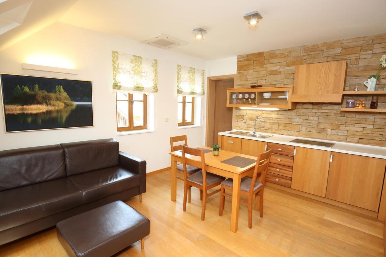 Apartments Vrdjan Cerknica Dış mekan fotoğraf