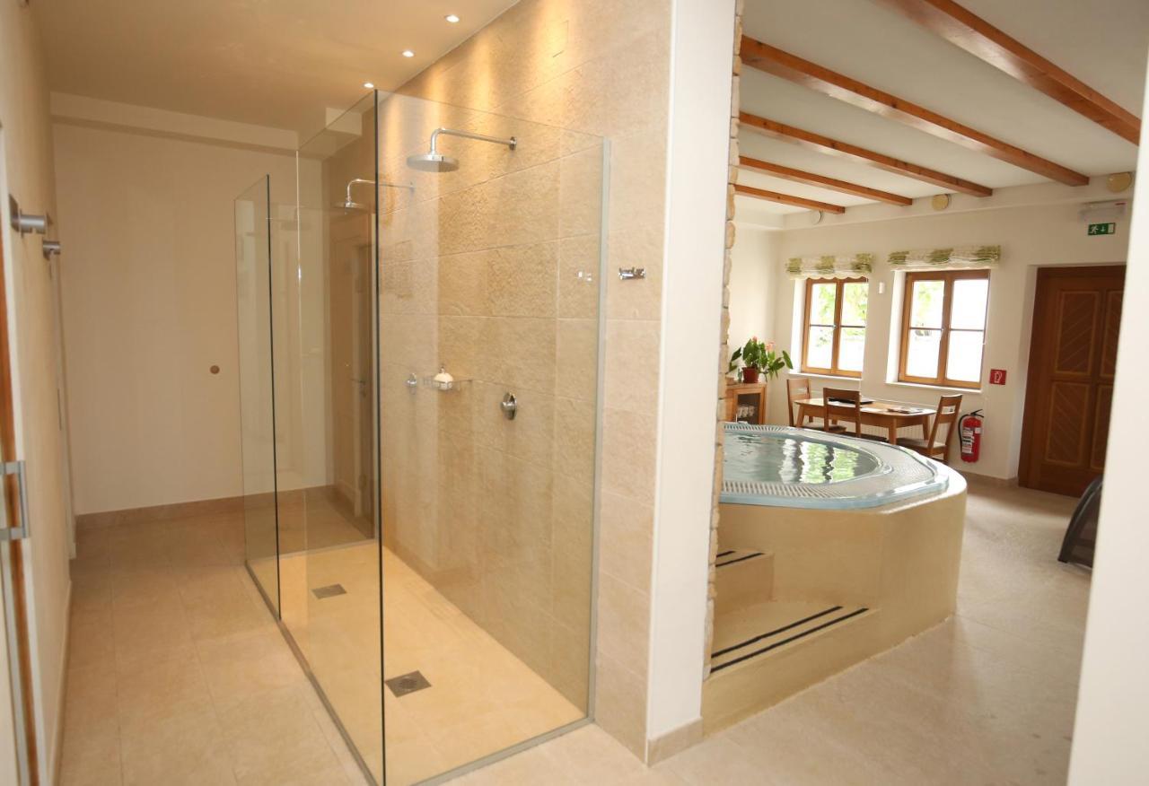 Apartments Vrdjan Cerknica Dış mekan fotoğraf