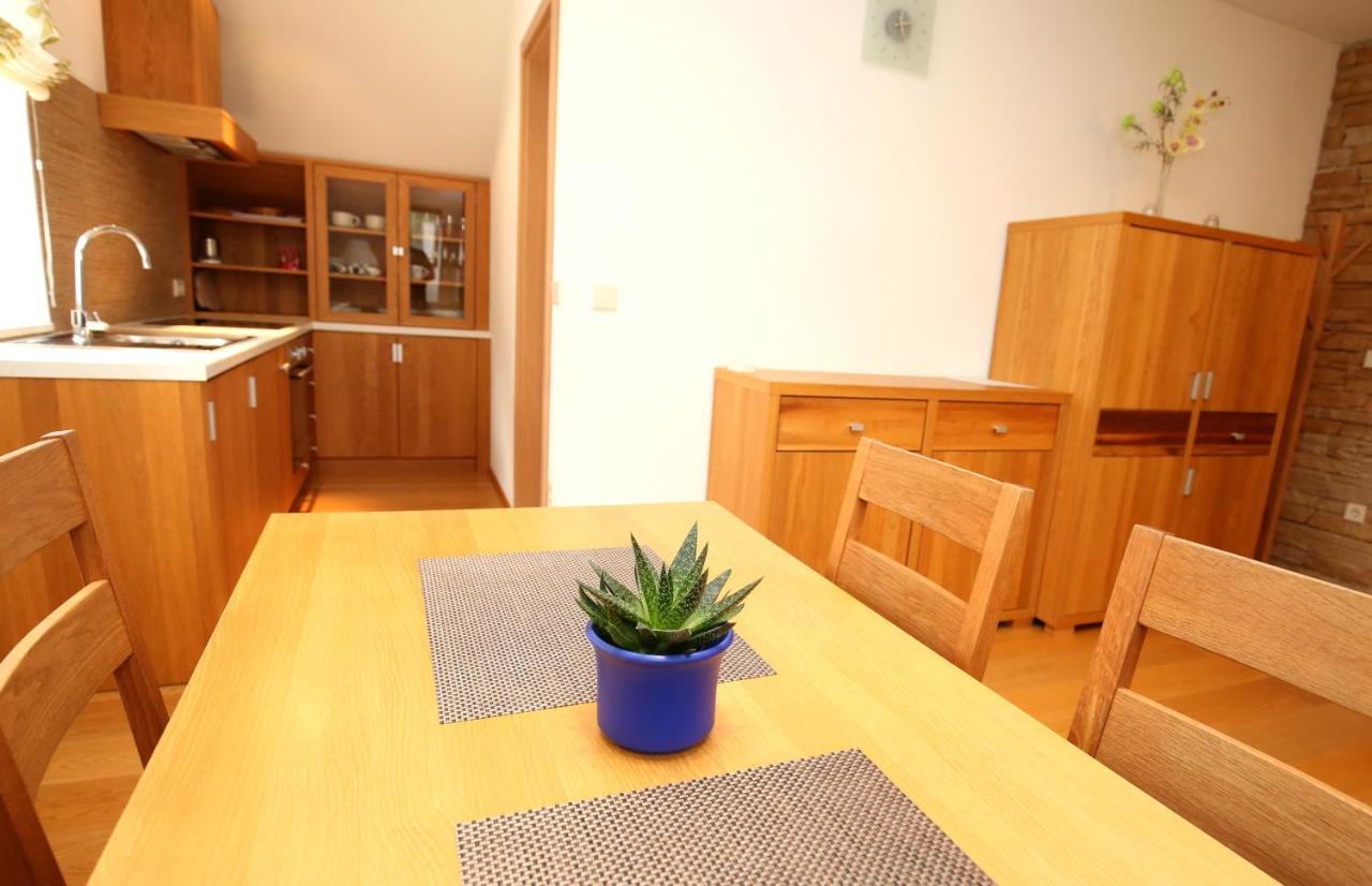 Apartments Vrdjan Cerknica Dış mekan fotoğraf