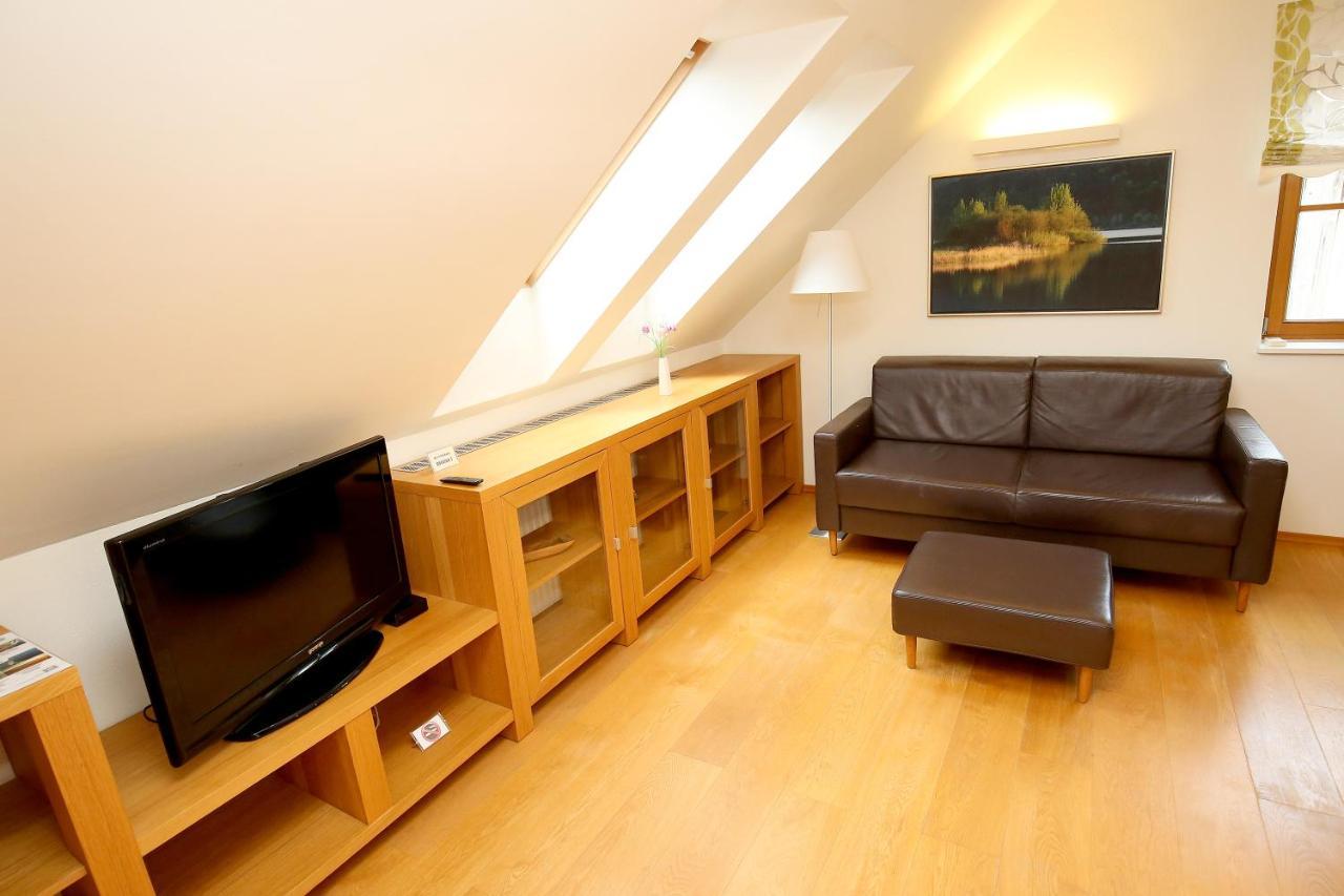 Apartments Vrdjan Cerknica Dış mekan fotoğraf