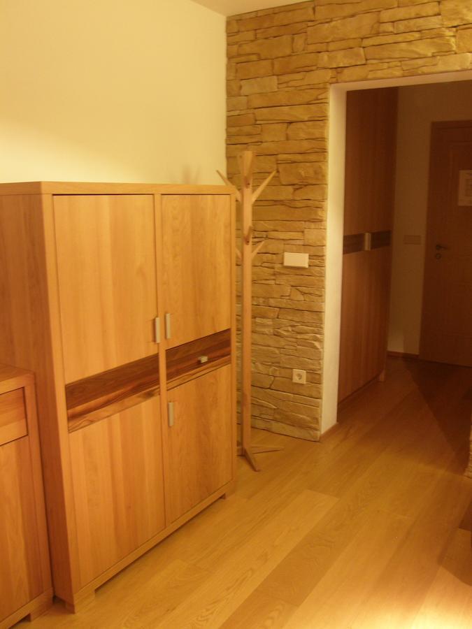 Apartments Vrdjan Cerknica Oda fotoğraf