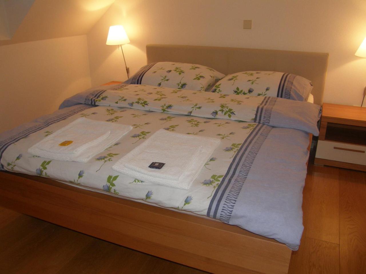 Apartments Vrdjan Cerknica Oda fotoğraf