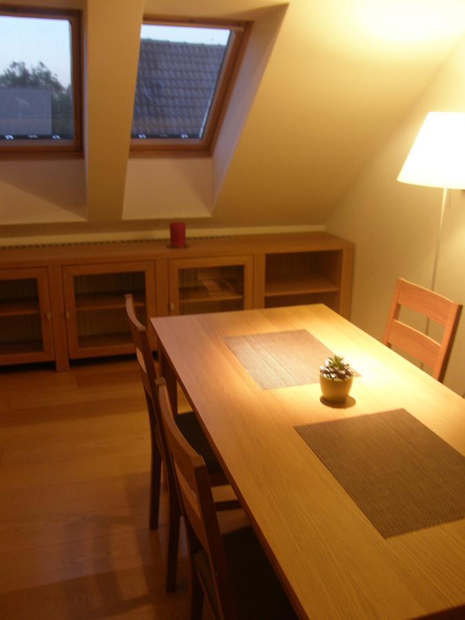 Apartments Vrdjan Cerknica Oda fotoğraf
